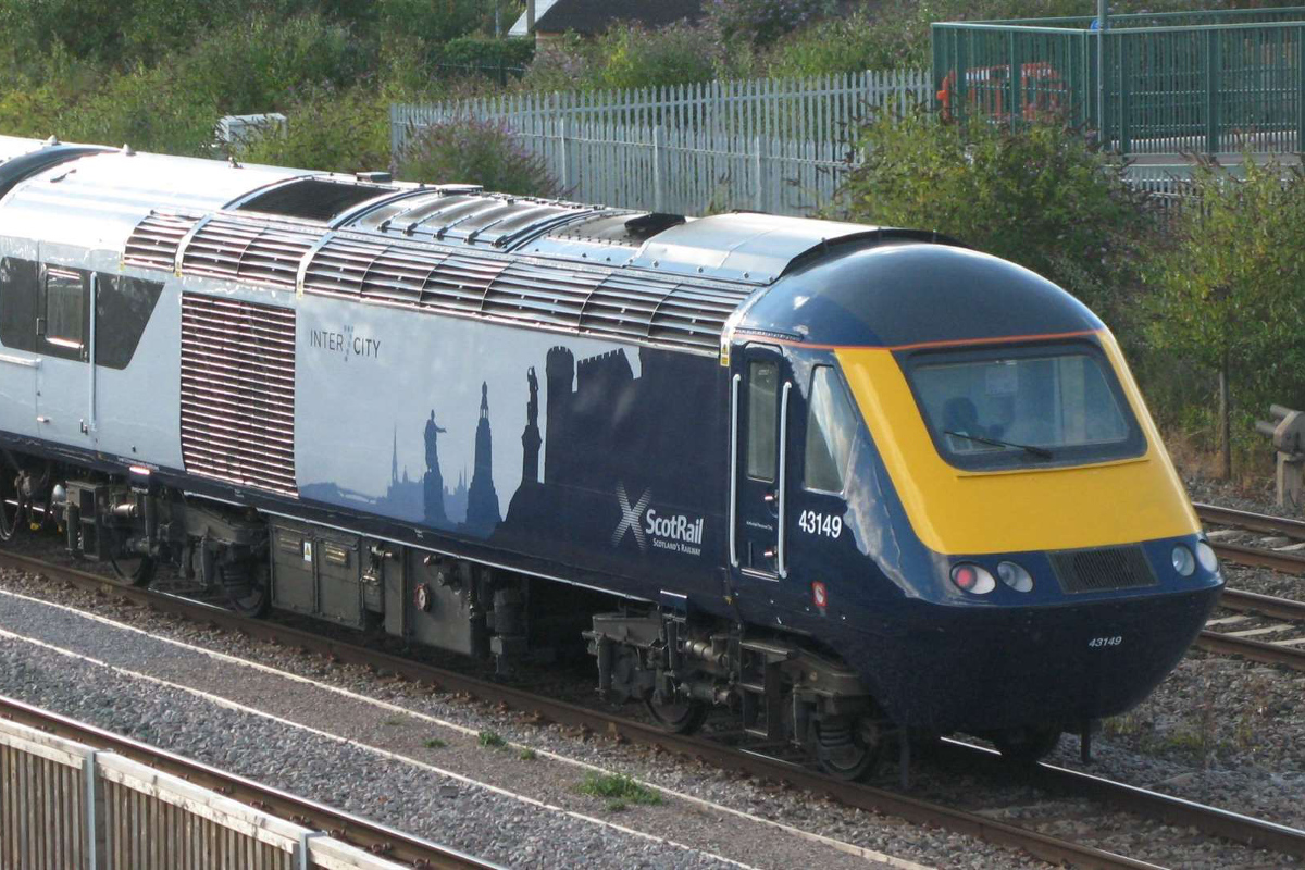 Scotrail-train-on-track-1200
